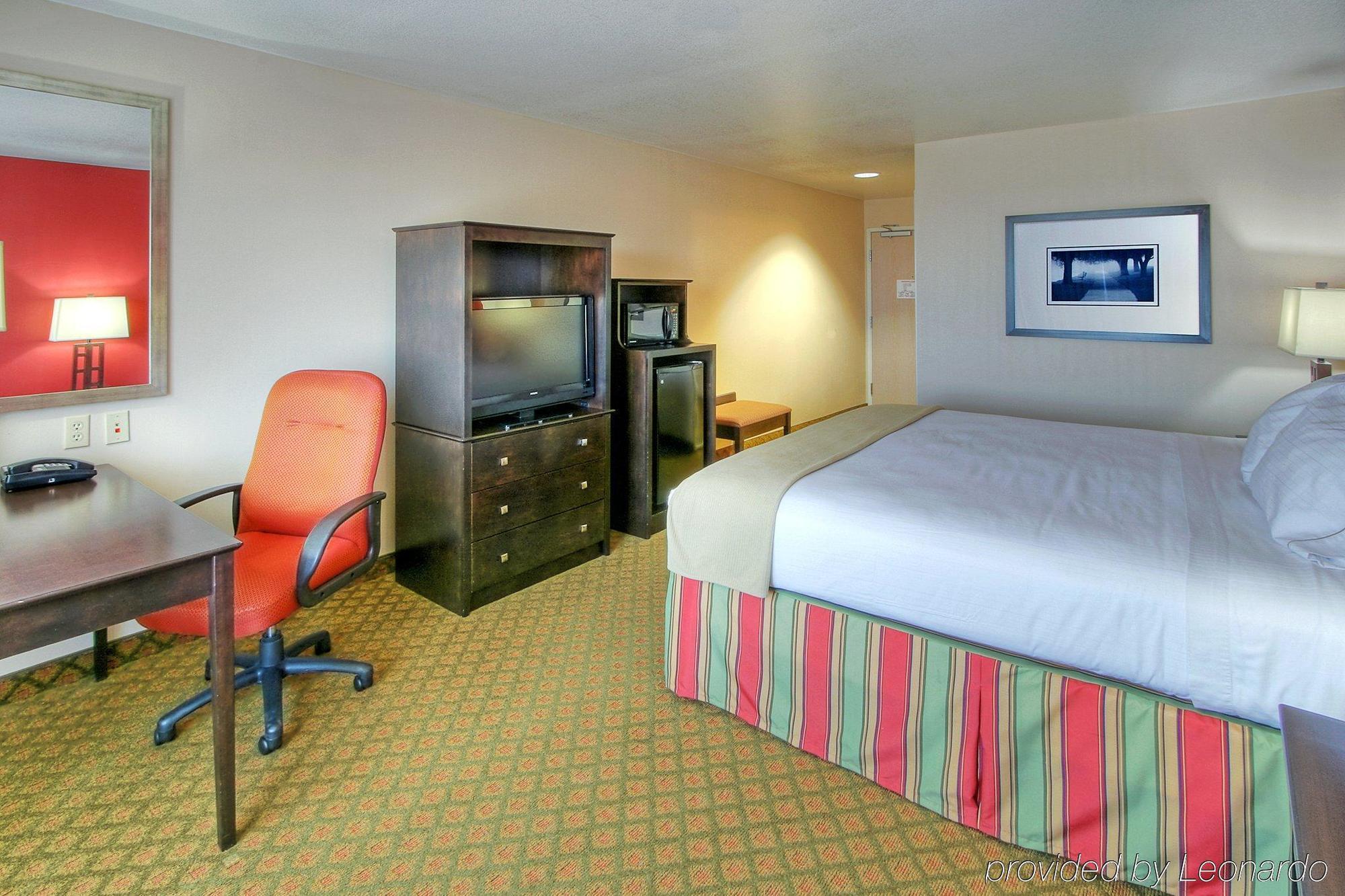 Holiday Inn Express And Suites - Tucumcari, An Ihg Hotel Værelse billede