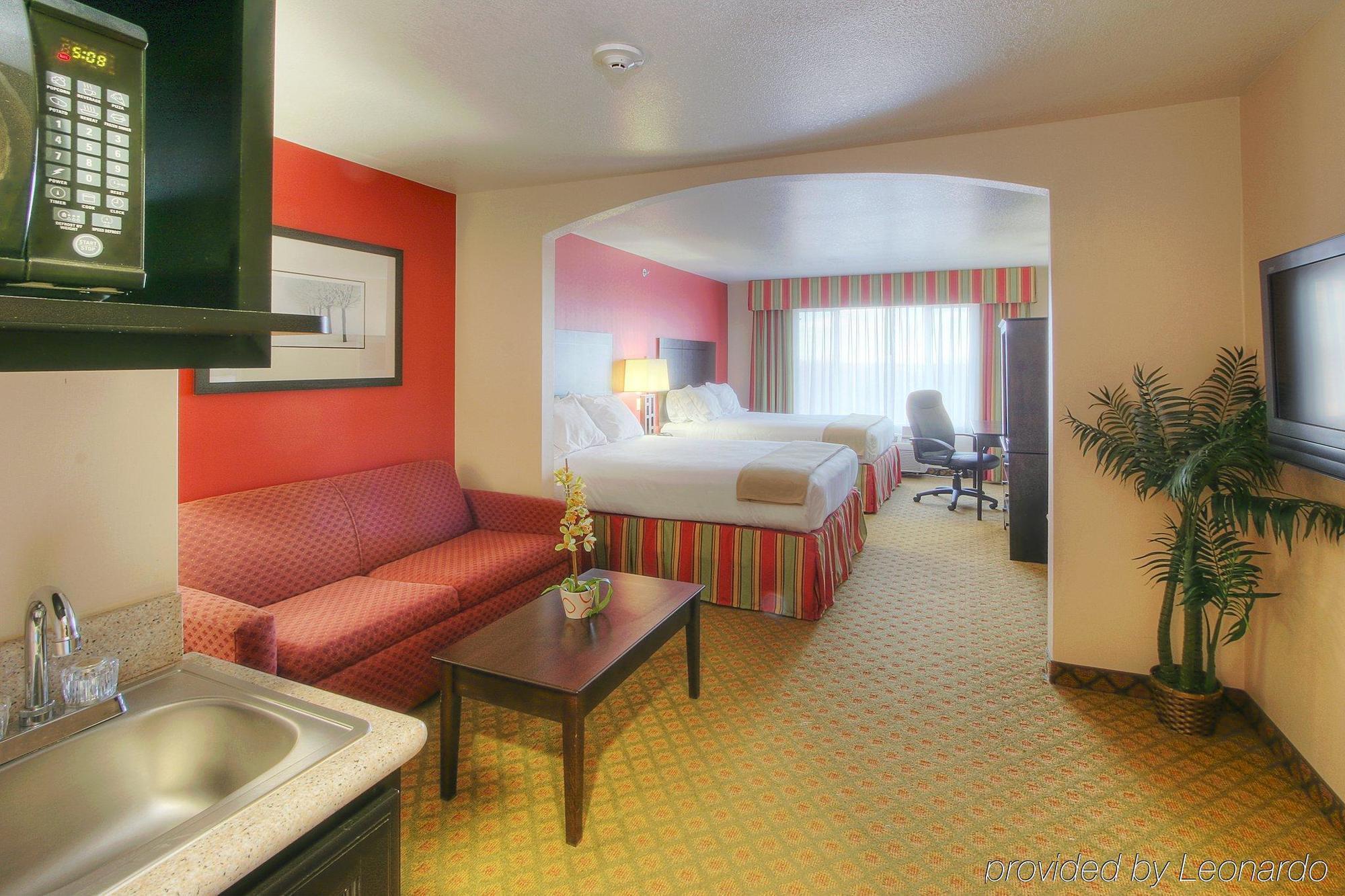 Holiday Inn Express And Suites - Tucumcari, An Ihg Hotel Værelse billede